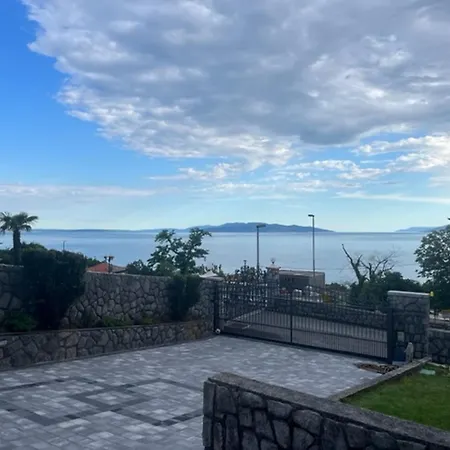 Sandra Apartman Abbázia